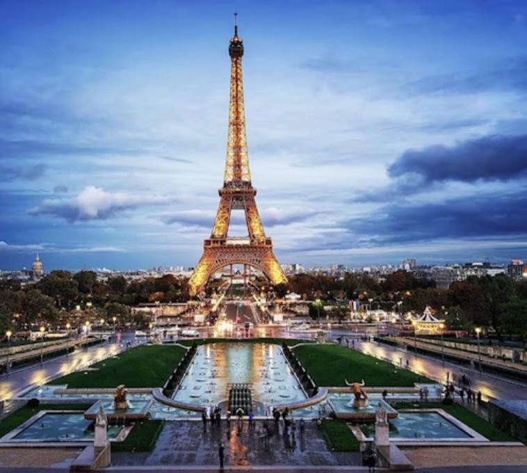 La Historia de la Torre Eiffel