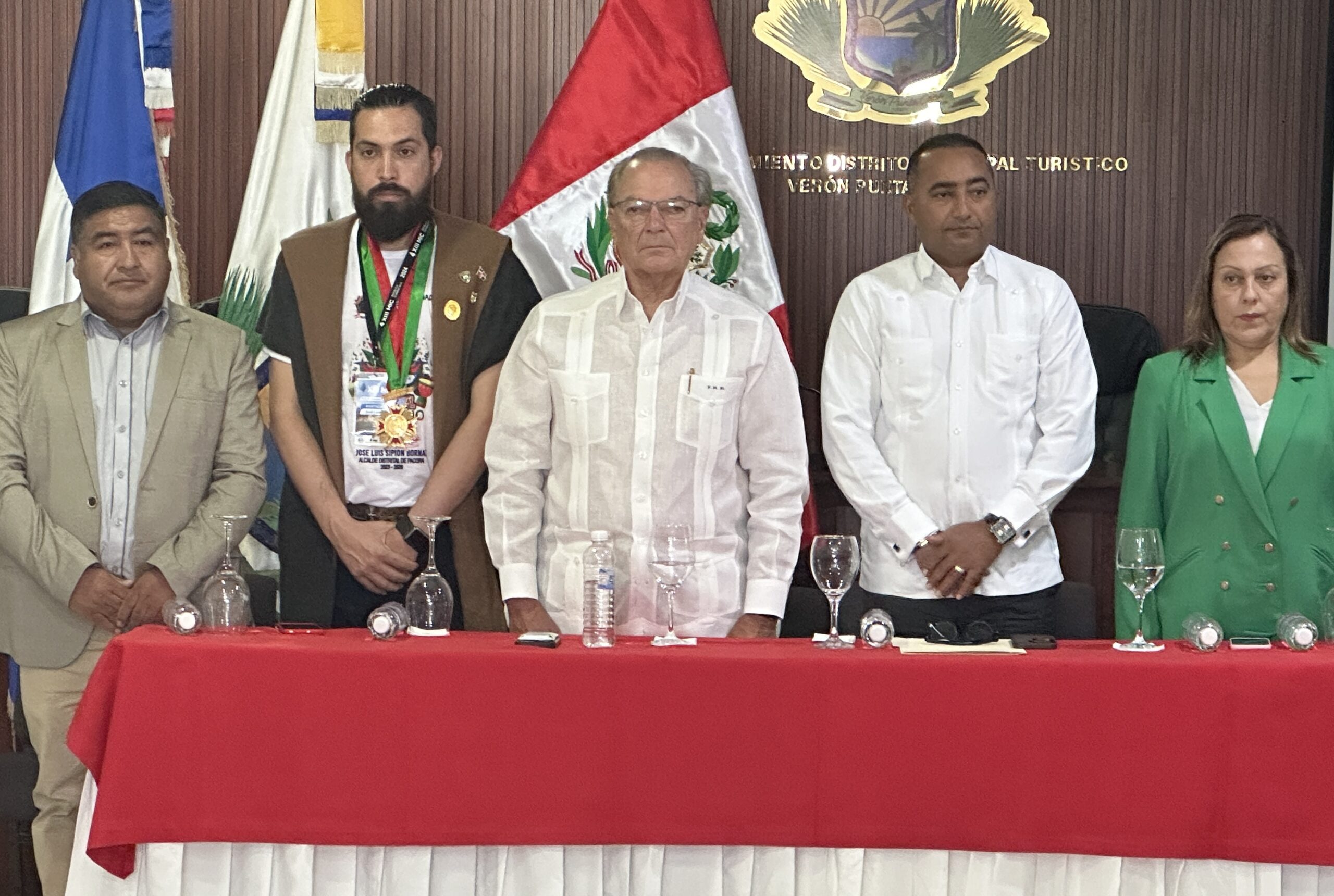 Ayuntamiento de Punta Cana recibe delegación de la “Misión Internacional de Ciudades Seguras de Perú”