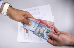 El Doble sueldo Dominicano