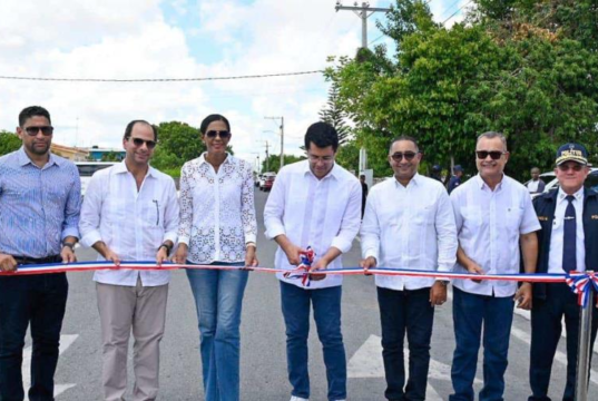 Inauguran reconstrucción de la calle Pastor Domingo de la Cruz en Verón, Punta Cana