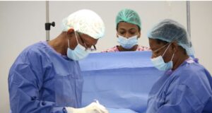 UNA BUENA: UN HITO QUIRÚRGICO EN CABO HAITIANO EN MEDIO DEL COLAPSO SANITARIO