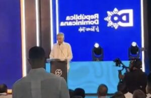 BUENAS NOTICIAS JUAN BACALARI CONFIRMA EN FERIA ASONAHORES: “EL TURISMO YA ALCANZÓ EL 19 % DEL PIB”.