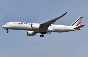 Airbus A350 de Air France, matrícula F-HUVE, fotografiado por Anna Zvereva en agosto de 2024.