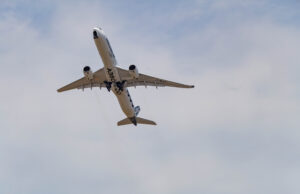 Airbus A350-1000 durante una exhibición aérea