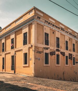 Antigua Casa Alcaldía de San Germán, archivo 2025 Fachada de la antigua Casa Alcaldía de San Germán, Puerto Rico, fotografiada en agosto de 2025.
