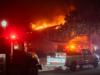 Imagen de archivo de bomberos del Servicio Forestal en el incendio Eaton, California, enero de 2025; no corresponde al incendio Norte de octubre de 2026.