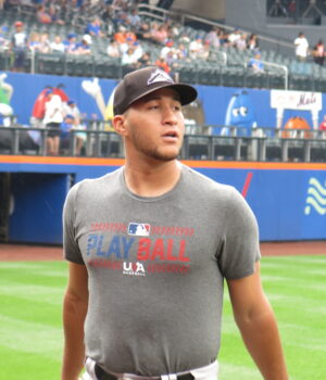 Carlos Estévez con uniforme de los Rockies el 31 de julio de 2016; fotografía de archivo.