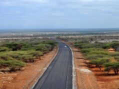 Carretera hacia Moyale, en la zona fronteriza de Etiopía y Kenia; fotografía de archivo de George Kaguangi, 2015.