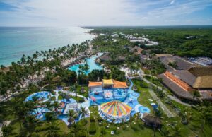 Vista aérea de Club Med Punta Cana, ganador de un premio regional de turismo familiar en 2026