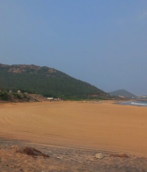 Playa de Jodugullapalem en Visakhapatnam, India; fotografía de archivo del 24 de enero de 2024.