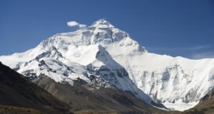 Cara norte del Everest fotografiada por Luca Galuzzi en 2006; paisaje real relacionado con Tenzing, no fotograma de la película.