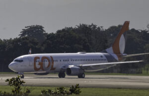 Boeing 737 de Gol en un aeropuerto de Río de Janeiro, fotografía de archivo de 2023