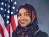 Retrato oficial de la congresista estadounidense Ilhan Omar