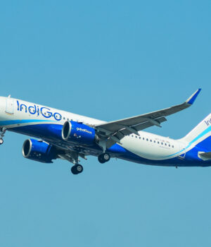 Airbus A320neo de IndiGo en aproximación a Delhi; fotografía de archivo del 20 de octubre de 2023.