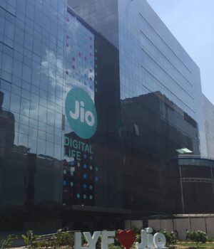 Edificio de Jio en Reliance Corporate Park, Navi Mumbai, India.