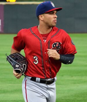 José Marmolejos con los Harrisburg Senators en 2017; fotografía de archivo de Jeffrey Hyde.
