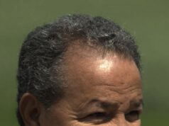 Juan Marichal durante una sesión de autógrafos en 2009