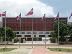 Fachada del Palacio del Congreso Nacional de la República Dominicana en Santo Domingo
