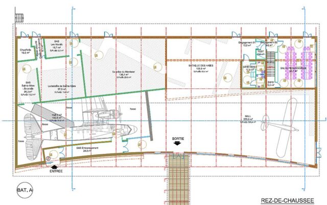 Planos de construcción usados como imagen ilustrativa de los permisos de inversión en La Altagracia
