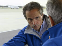 Rafael Grossi durante un desplazamiento en Viena en marzo de 2023, fotografía de archivo de Dean Calma para el OIEA.