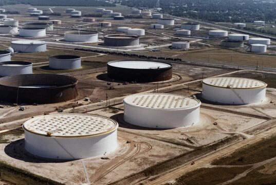Tanques de almacenamiento de petróleo pertenecientes a la Reserva Estratégica de Estados Unidos en Texas