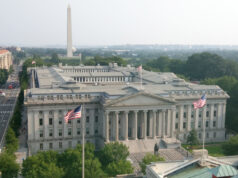 Edificio del Departamento del Tesoro de Estados Unidos en Washington, fotografía de archivo de 2015.