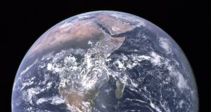 La Tierra fotografiada por la tripulación del Apolo 17 el 7 de diciembre de 1972; imagen de archivo de la NASA sobre el planeta y el clima.