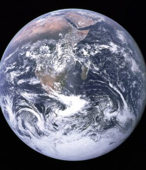 La Tierra fotografiada por la tripulación del Apolo 17 el 7 de diciembre de 1972; imagen de archivo de la NASA sobre el planeta y el clima.