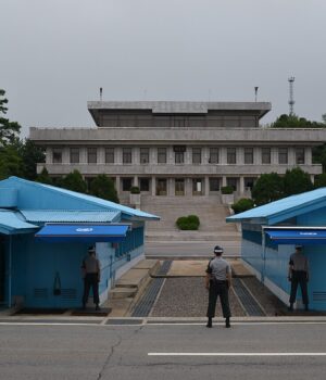 Zona desmilitarizada de Corea vista desde el lado surcoreano; fotografía de archivo de Daniel Oberhaus, 2014.